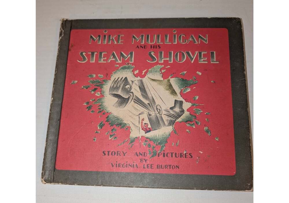 Vintage 1967 Mike Mulligan and his Steam Engine HB Children's Book